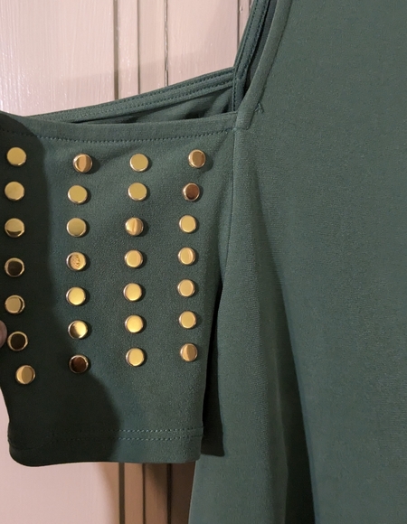 Women's cold shoulder top - Picture 2 of 4